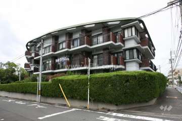 集合邸宅八事本町の外観