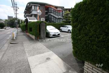 駐車場の出入口