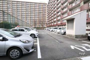 敷地内駐車場（屋外平面式）