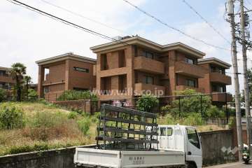 アクト南山の外観