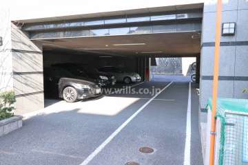 敷地内駐車場（屋内平面式）