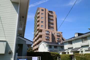 昭和折戸町ヒルズの外観（西側から）