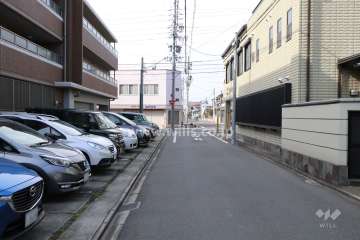 敷地北側前面道路