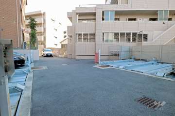 敷地内駐車場（屋外機械式）
