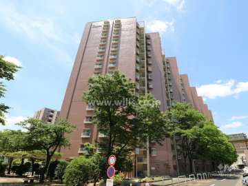 矢田川パークハウスC棟の外観（東側から）