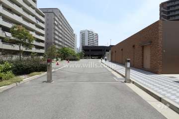駐車場の出入り口