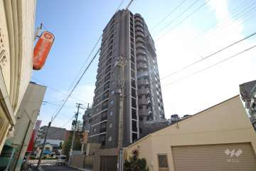 プラウド高岳の外観（北西側から）