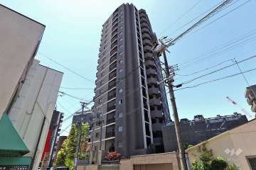 プラウド高岳の外観（北西側から）