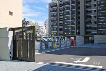 敷地内駐車場（屋外機械式）