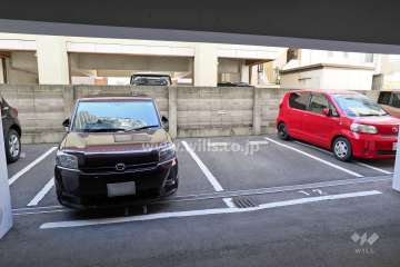 敷地内駐車場（屋外平面式）