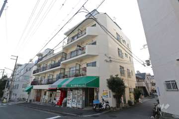 灘中央ビルの外観（北東側から）