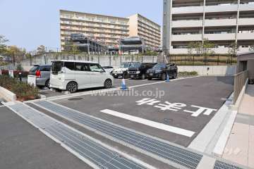 敷地内駐車場（屋外平面式）