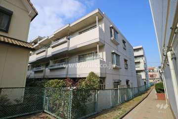 メゾン豊年町3号棟の外観（南東側から）