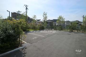 敷地内駐車場（屋外平面式）
