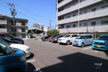 敷地内駐車場(屋外平面式)
