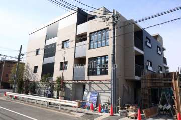 ローレルコート桜山向陽の外観（東側から）