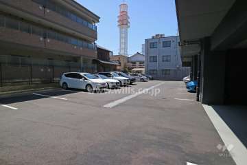 敷地内駐車場(屋外平面式)