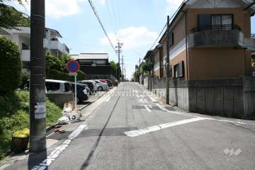 敷地の前面道路