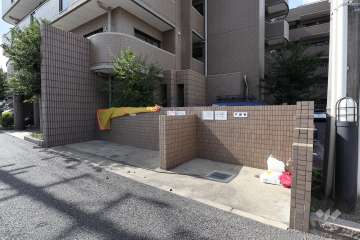 ゴミ置き場