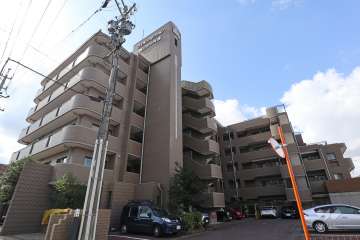 マンションの外観（北側から）