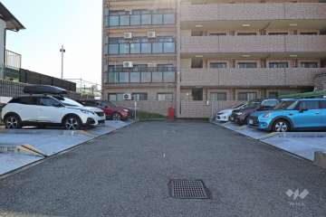 敷地内駐車場（屋外機械式）