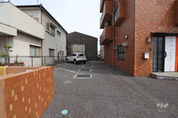 敷地内駐車場(屋外平面式)