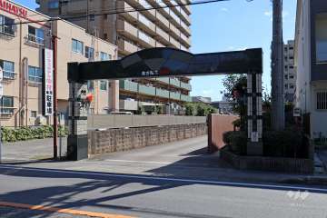駐車場の出入口
