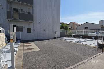 敷地内駐車場（屋外機械式）
