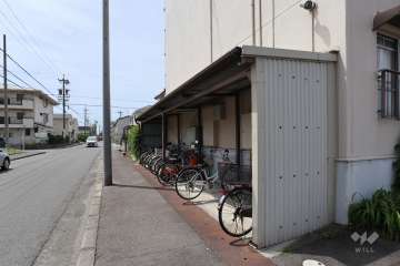 駐輪場（屋根付き）
