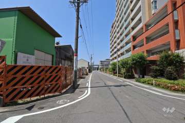 敷地南側前面道路