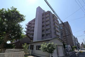 勝川パークホームズの外観(北西側から）