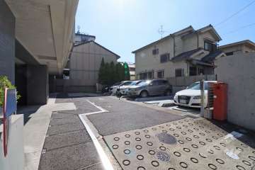 敷地内駐車場（屋外機械式）