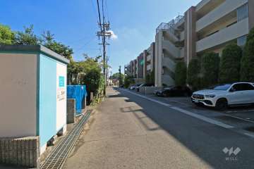 敷地北側前面道路