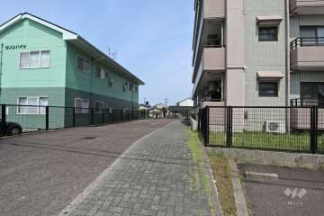 エントランスアプローチ