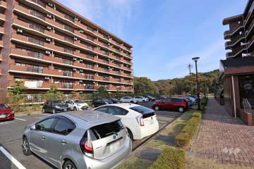 敷地内駐車場（屋外平面式）