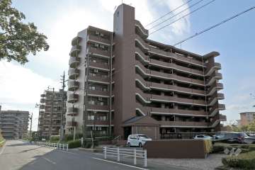 サンハイツたかくらD棟の外観（北東側から）