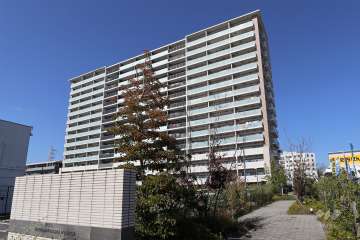 グランフォーリア高蔵寺の外観（南東側から）