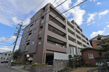 グランステイツ高蔵寺の外観（南西側から）