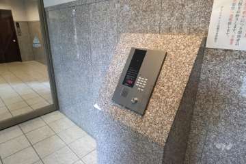 オートロックの操作盤