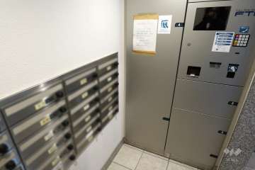 宅配ボックスと共用ポスト