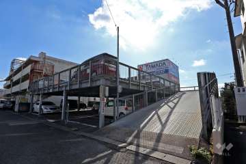 敷地内駐車場（屋外平面式）