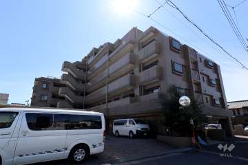 シャトー篠木の外観（北側から）