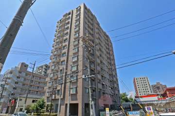 プリンスハイツ勝川駅前通の外観（北東側から）