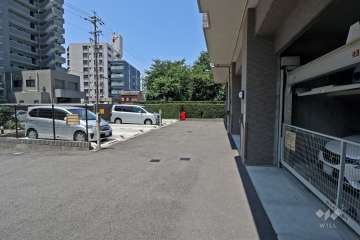 敷地内駐車場（屋内機械式）