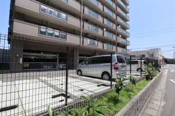 敷地内駐車場（屋外機械式）