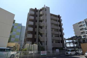 プレミアシティ勝川駅前南の外観(北西側から）