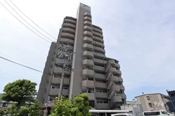 スペリア勝川の外観（北側から）