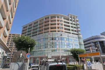 ライオンズステーションプラザ勝川壱番館南の外観(南東側から）
