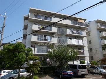 公団千里緑丘団地14号棟