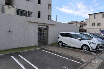 駐輪場の出入口